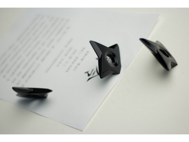 Ninja Shuriken Magnet
