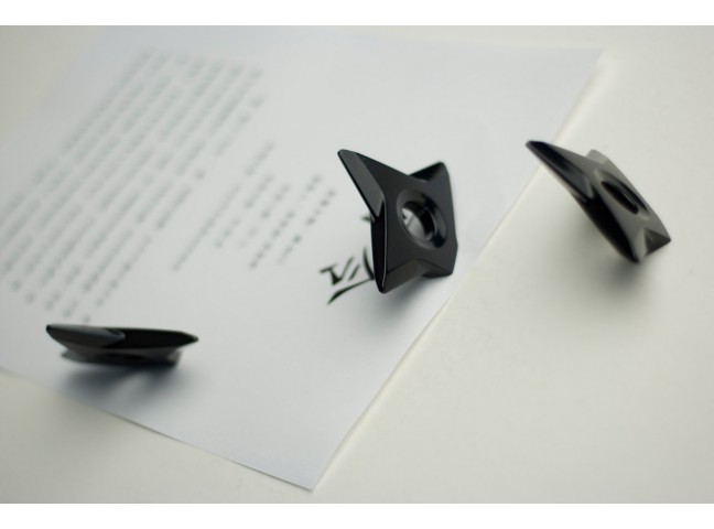 Ninja Shuriken Magnet