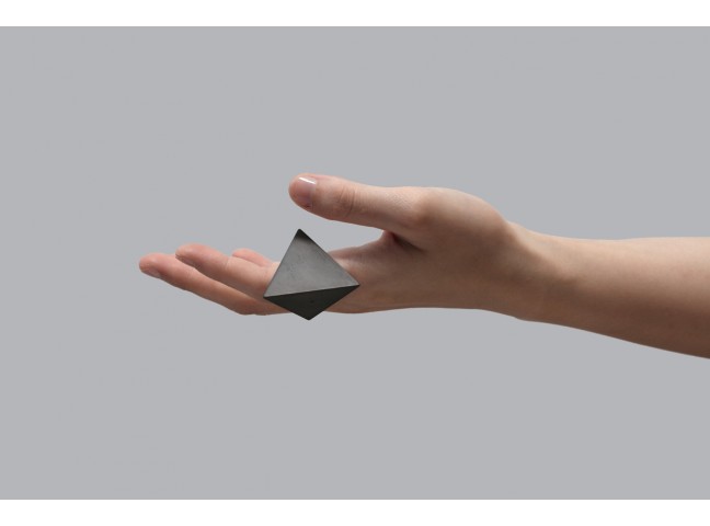 Tetrahedron Ring
