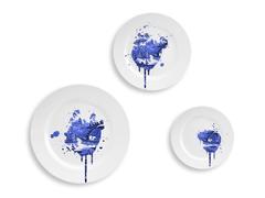 Undercover Antiques Plate Set
