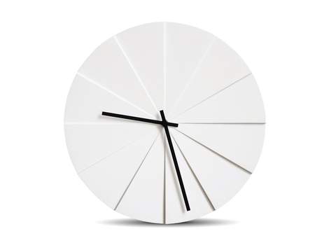 Scope 40 Wall Clock